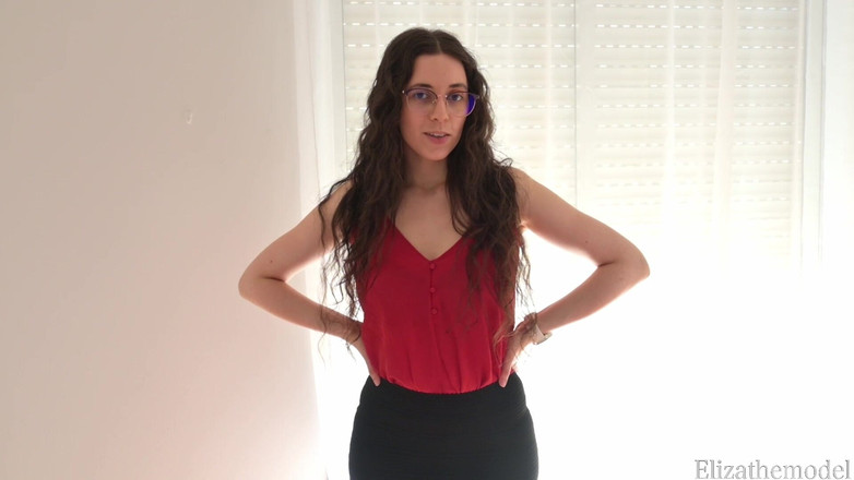 ElizaTheModel: Učitelka se svléká pro dobrého studenta