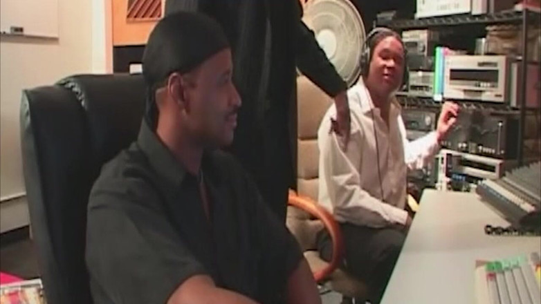 XXXEROTICONLY: 입에 물총을 뿜어내는 거근으로 열심히 윤간