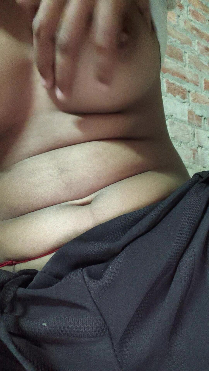 Monale2s: Video Seksi