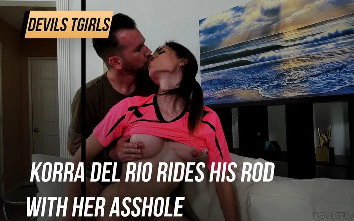 Devils TGirls: DEVILS T GIRLS - Korra Del Rio jezdí na jeho prdeli...