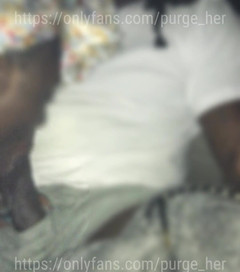 Purge_her: Addestramento della testa del sedile posteriore della macchina con grandi...