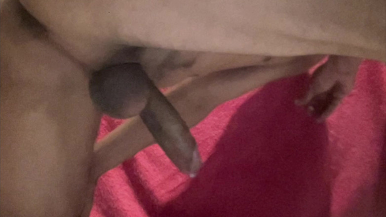 Naughty Cock: Masturbuje Se Zády.