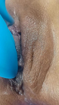 Kus Vagina in nahaufnahme schön mit saftigen orgasmen und tropfendem fisting, squirting