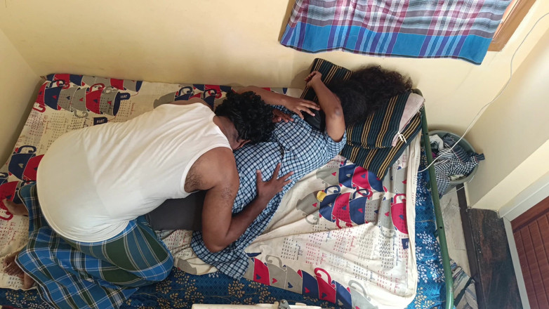 Pushpa studio: Studentă din Chennai