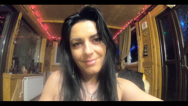 MilfyCalla: Natáčíš se mnou video pro dospělé?