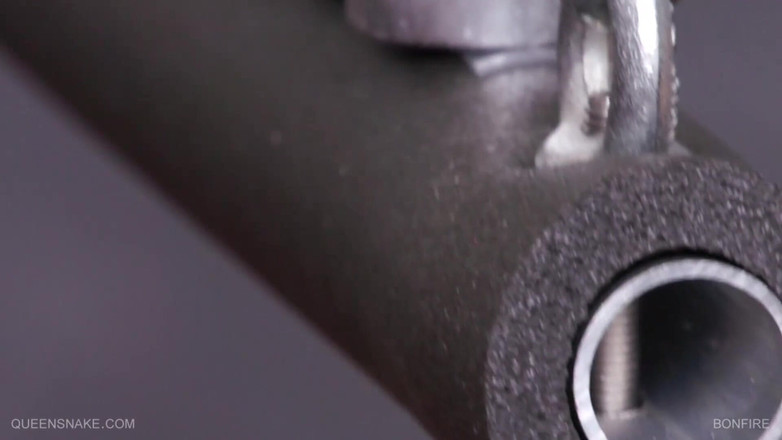 Queen Snake: Sicherheitsnadeln an meiner muschi nach kerzen und heißem wachs