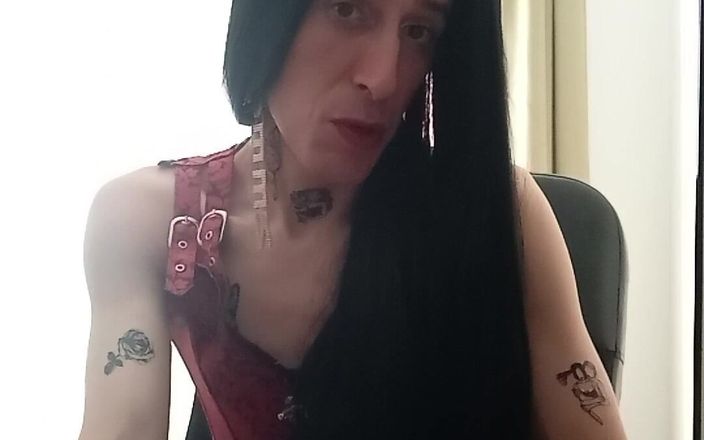 Penelopene27: Crossdresser Exhibicionista