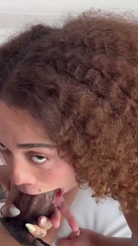 Dr Stretch geeft Willow Ryder & Mia Amor een speciale behandeling