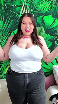 La sfignata grassa di influencer