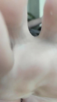 Dusty，有气味，就在你脸前
