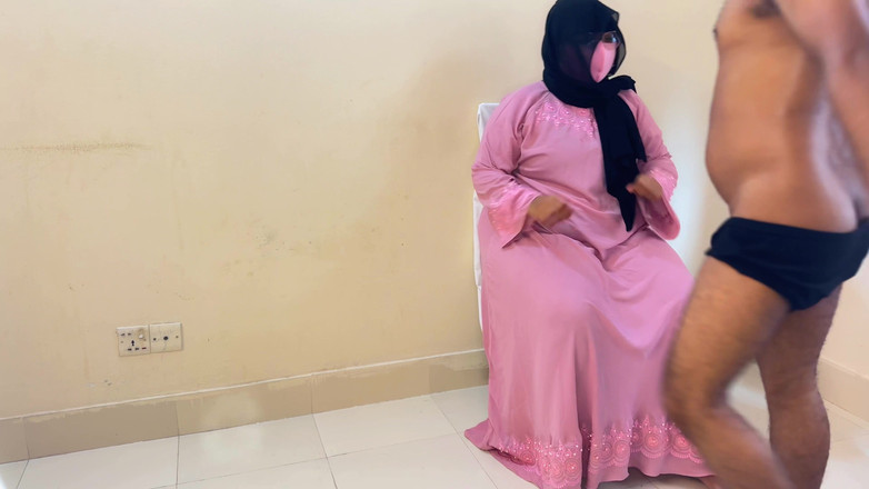 Aria Mia: Drsné šukání hidžábské muslimské ženy! - Divoká mrdka