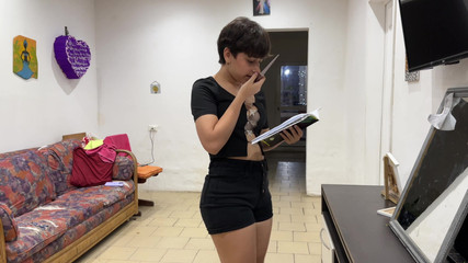 SugarPose: Моя лучшая подруга невидимая