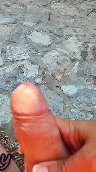 Mostrando La Polla! ¡nos Atraparon! Maestra En Paja Desnuda En El Mar En Croacia - Misscreamy