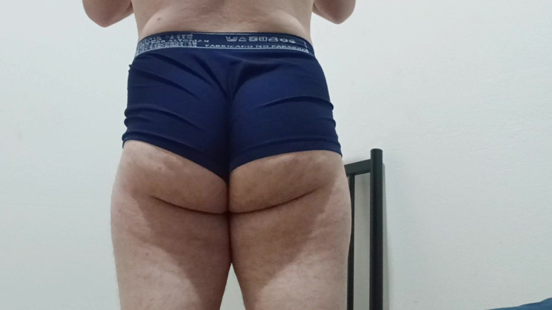 amateurbrazilian: Cogí La Ropa Interior De Mi Padre Para Hacer El...