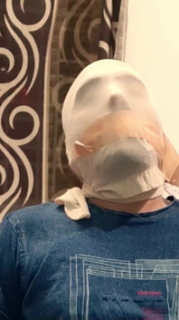 Rajstopy z kapturem upokorzenie dla zakneblowane męża!
