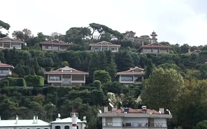 SinWorld - Just the best in porn: Verfickte Hausfrauen. Fudendo donas de casa