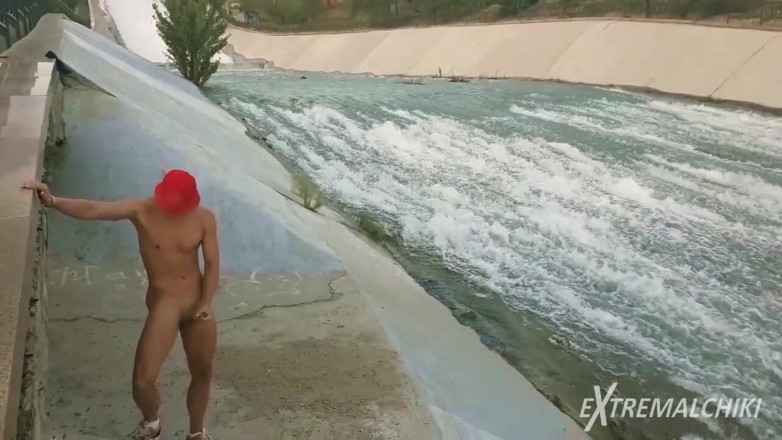 Extremalchiki: Ranní twink sex v parku