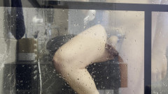 Aimeronds: 난 항상 샤워할 때 놀아.