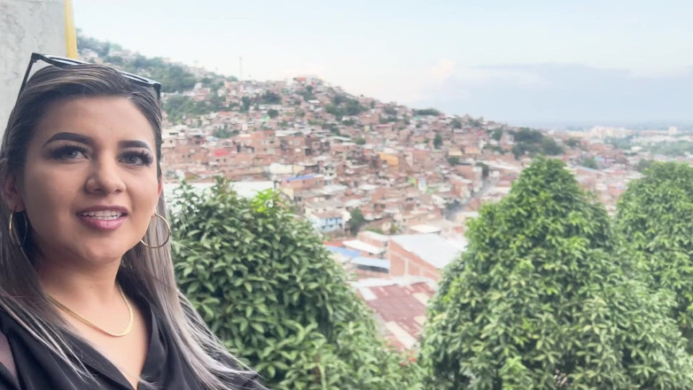 Naty Delgado: Follando Al Aire Libre Al Mejor Amigo De Mi Hermanastro...