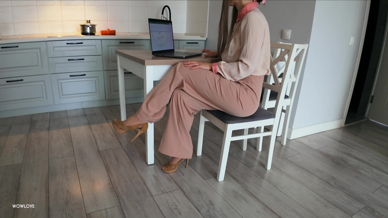 Wow love: Bossy StepMom Caught Her StepSon with a Boner While She...