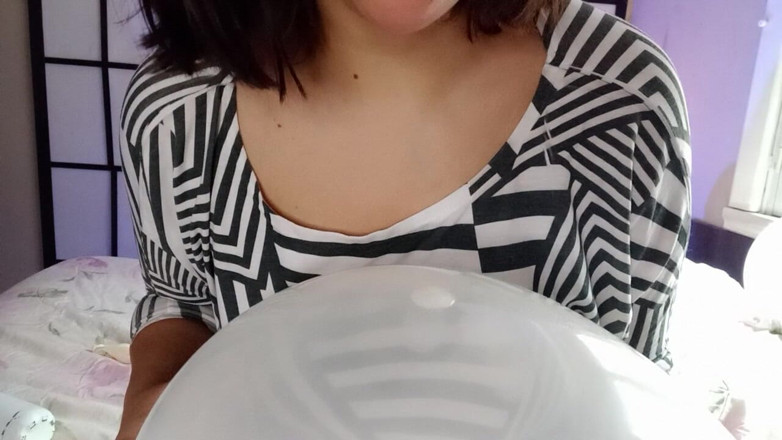 melu_world: Kiss lick Sputa e schizza i palloncini