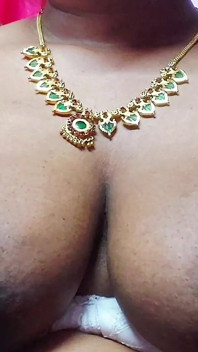Hot Desi Indian Couples Full Hardcore Sex in Room