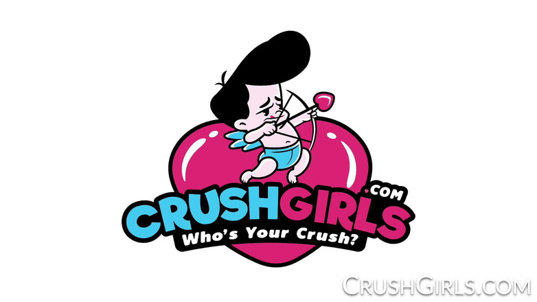 Crush Girls: Cherie Deville and her stepdaughter Honey Gold get naughty