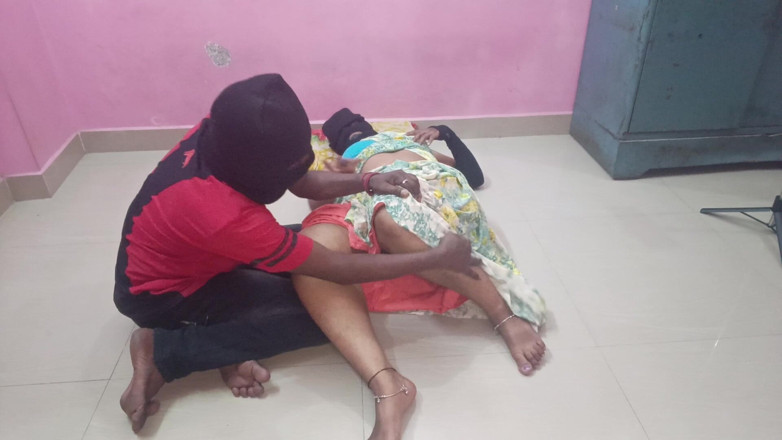 Reshmahotever: Tamil Saree aunty caldo romanticismo
