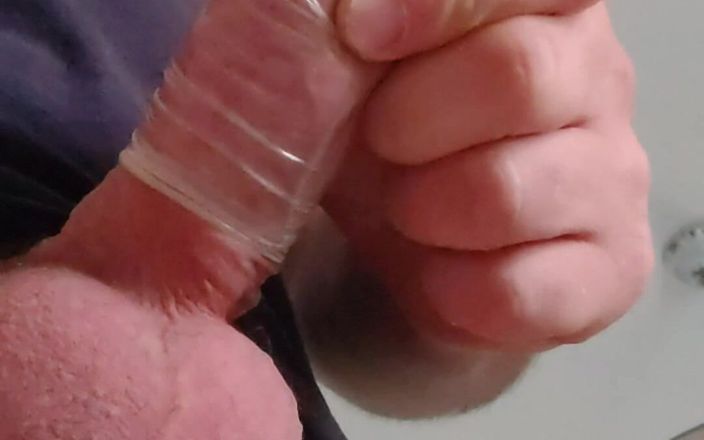 Amreis: Feeling of Orgasm in a Condom
