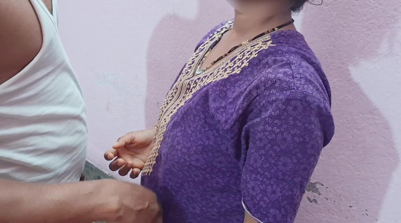 Sumaj: Indian Sexy Housewife Cheating Husband Fucking