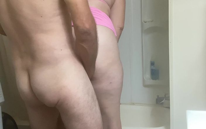 Sallylittle75: Standing up Anal in the Bathroom