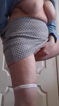 I Fuck Myself in the Pussy and Ass at the Same Time so Hard That I Can Hear It Squelching