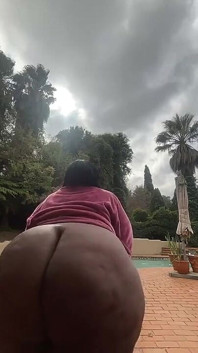Máy bay bà già da đen ssbbw thoát y ngoài trời