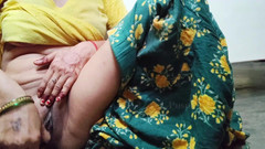 Your Puspa: Чиста поголена індійська дівчина дезі