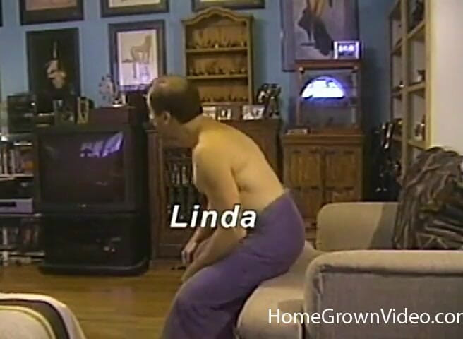 Homegrown Wives: Linda的精彩打手枪