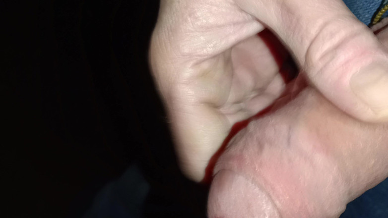 Rockardglans: Noite de cruzeiro, grande pau sem cortes masturbando e gozando...