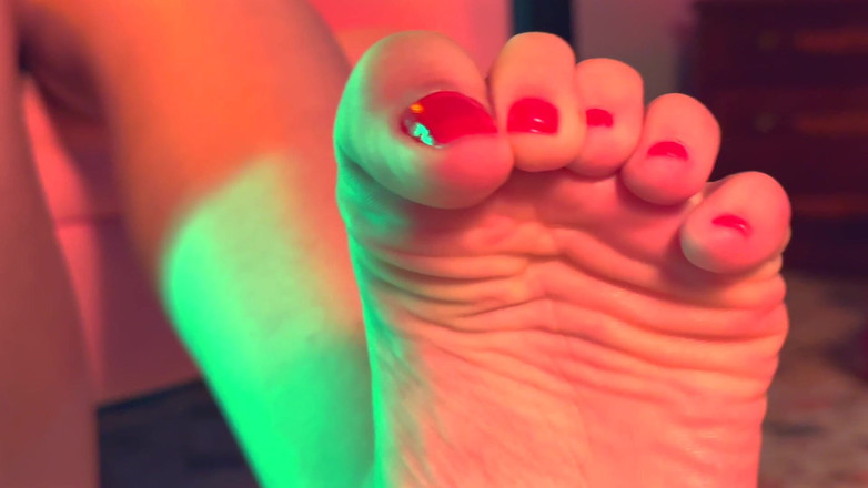 Evol Feet: Пальцы Ног Колышутся И Раздвигают Для Вашего Удовольствия