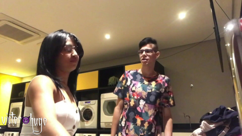 VictorHugo: Трах в її квартирі