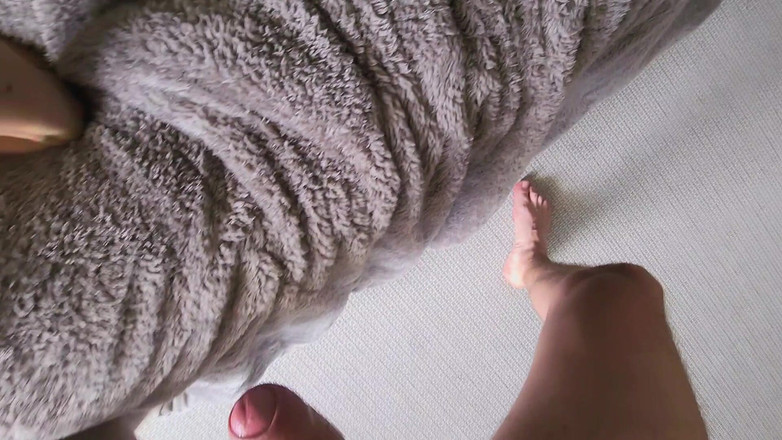 Steff Crime: Puta Argentina Se Folla a Compañero De Cuarto Colombiano! Ella...