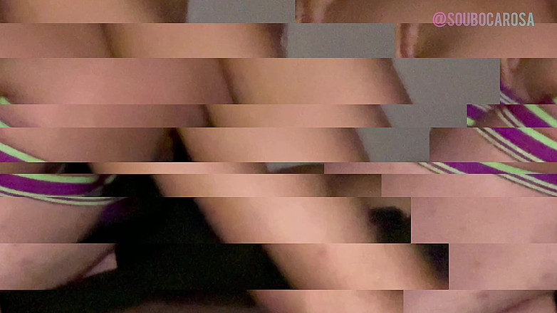 Boca Rosa: Kıçımı islatıyor