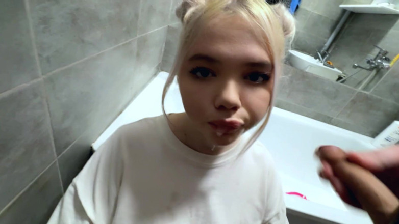 AurelliaCreampie: 입에 사정하는 바다