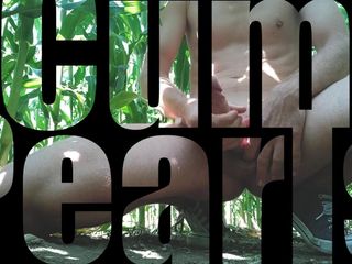 CumPearls: Cornfield Trailer - pișare și spermă în aer liber