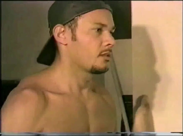 MASCULINE BOYS STUDIO: Svalnatý latinoameričan šuká drsně doma