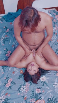 Super Žhavá Sexy Macecha Si Užila Kouření a Šukání Potěšení