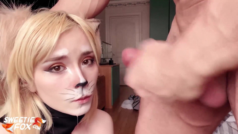 Sweetie Fox: Babe deepthroat cock and hardcore fuck in the morning - cosplay...