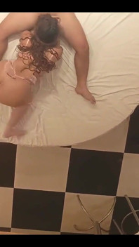 Cette blonde sexy adore se faire baiser à l’hôtel pour de l’argent
