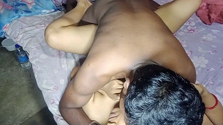 Desisupar93: Hot Priya Bhabi