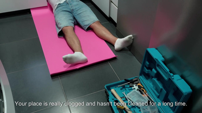 Alina Rai: Moje nevlastní matka šuká mého nejlepšího přítele, instalatéra.