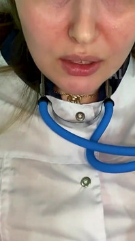 Paziente della clinica privata scopata infermiera sposata nella figa e nel culo. ... in secondo luogo, ho mischiato il buco, e in secondo luogo, io ho un marito!