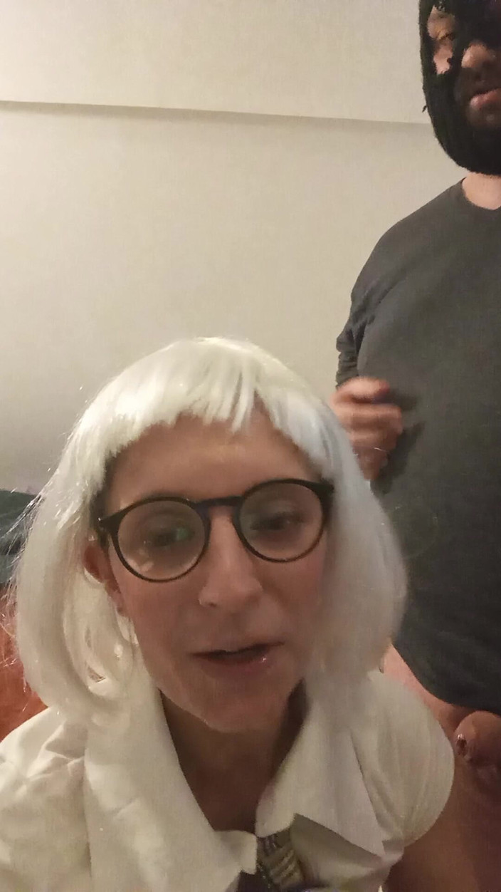 LaChasseuse: En sevdiğim kız öğrenci duşum sırasında beni görmeye geldi